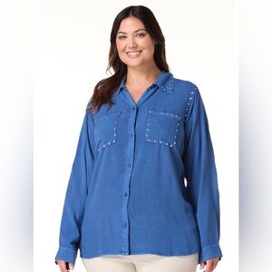 NWT PLUS SIZE STUDDED EMBELLISHED TOP